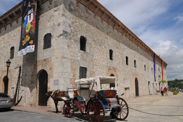 Free Tour of the Colonial Zone - Image 2
